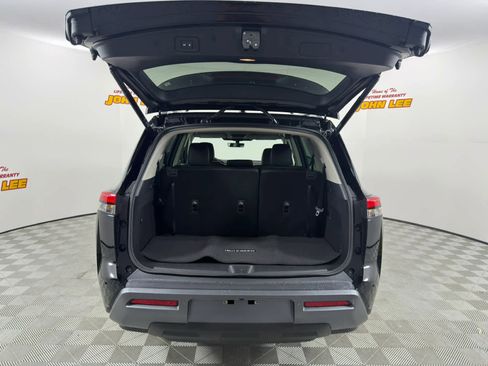 New 2026 Nissan Pathfinder SL image 5