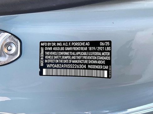 Used 2025 Porsche 911 Carrera 4 GTS image 30