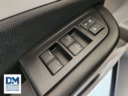 Used 2018 Honda Pilot Touring image 31