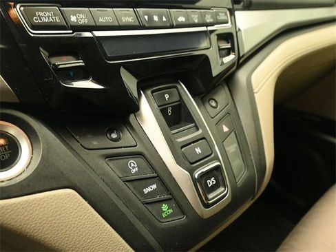 Used 2020 Honda Odyssey EX image 17