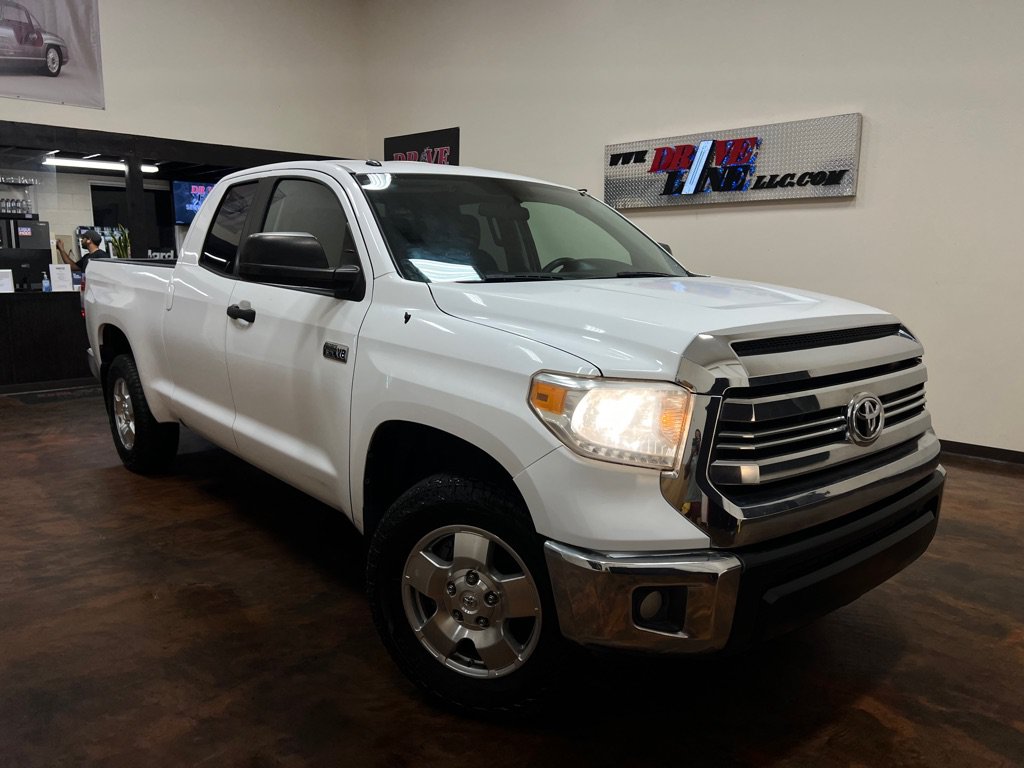 Used 2017 Toyota Tundra SR5 AWD/4WD image 46