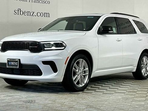 Used 2024 Dodge Durango GT image 8
