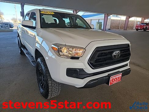 Used 2021 Toyota Tacoma SR5 image 5