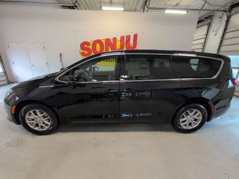 New 2026 Chrysler Voyager LX FWD image 2