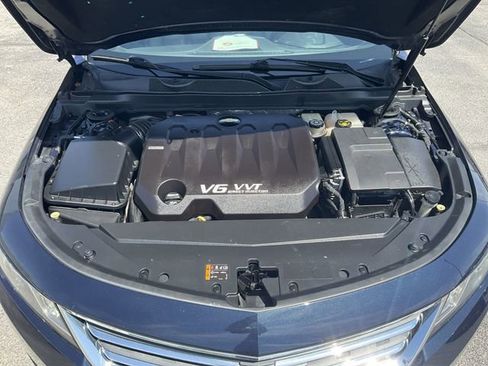 Used 2017 Chevrolet Impala LT w/ Convenience Package FWD image 33