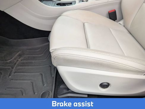 Used 2019 Mercedes-Benz CLA 250 image 14