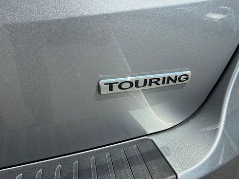 Used 2023 Honda Odyssey Touring image 4