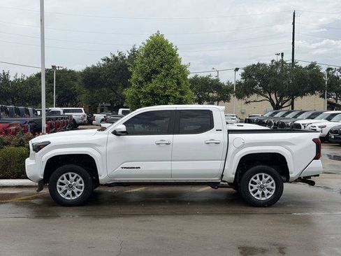 Certified 2026 Toyota Tacoma SR5 RWD image 4