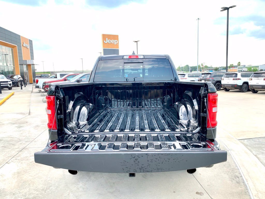Used 2026 RAM 1500 Laramie AWD/4WD image 40