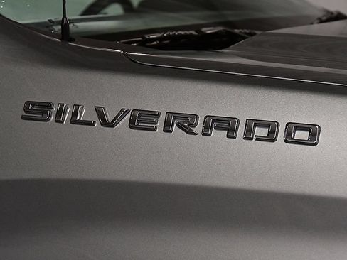Used 2023 Chevrolet Silverado 1500 LT AWD/4WD image 10