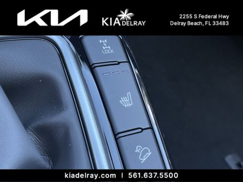 New 2025 Kia Seltos S image 23