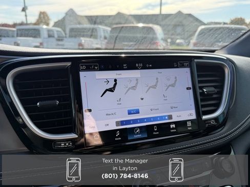 New 2026 Chrysler Pacifica Select w/ S Appearance Package image 18