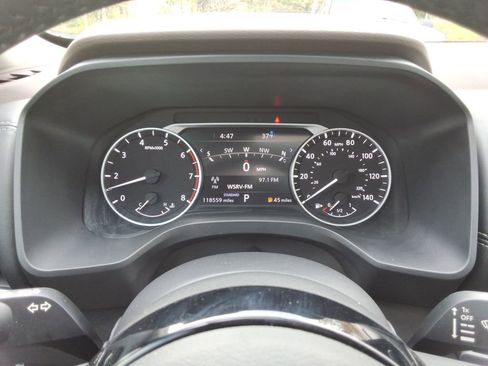 Used 2021 Nissan Rogue SL w/ Premium Package image 29