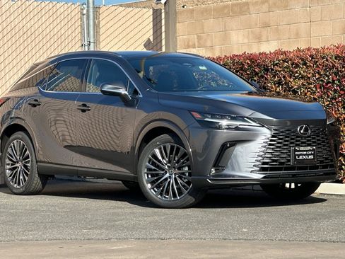 New 2026 Lexus RX 450h AWD image 2