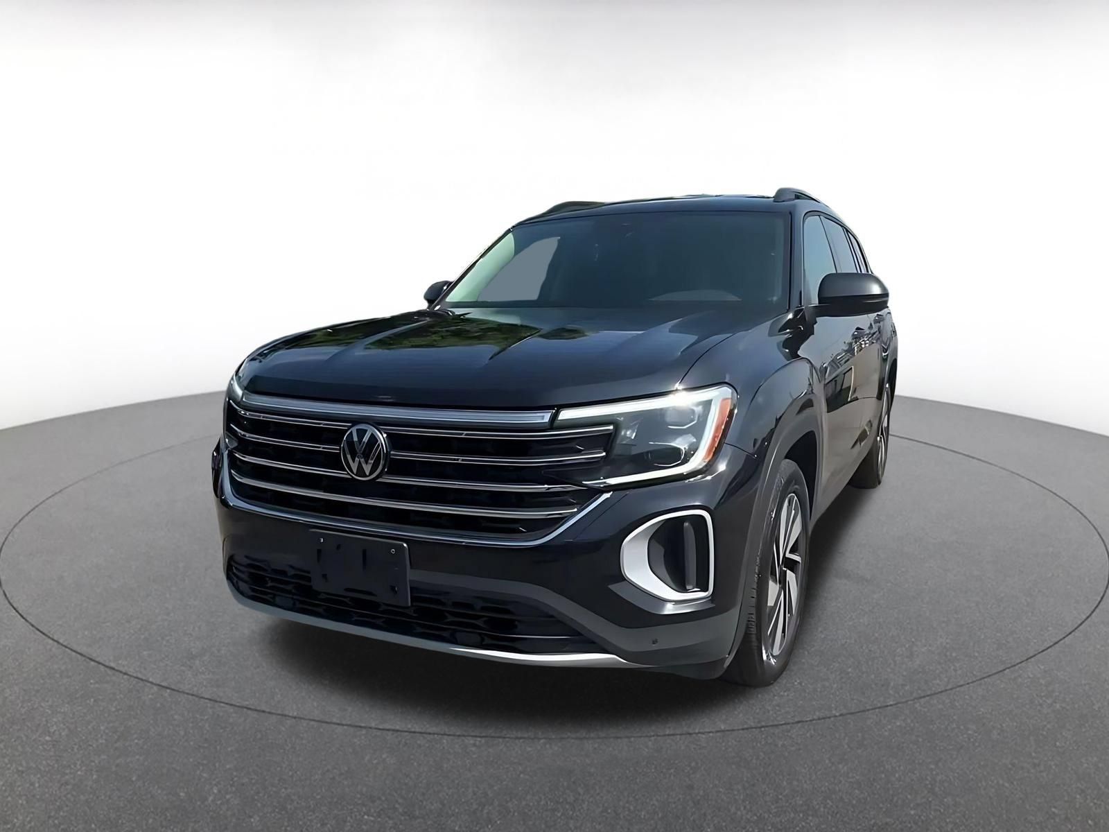 Used 2024 Volkswagen Atlas SE AWD/4WD image 6