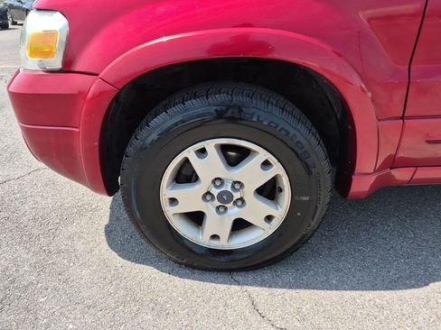 Used 2007 Ford Escape Limited AWD/4WD image 11