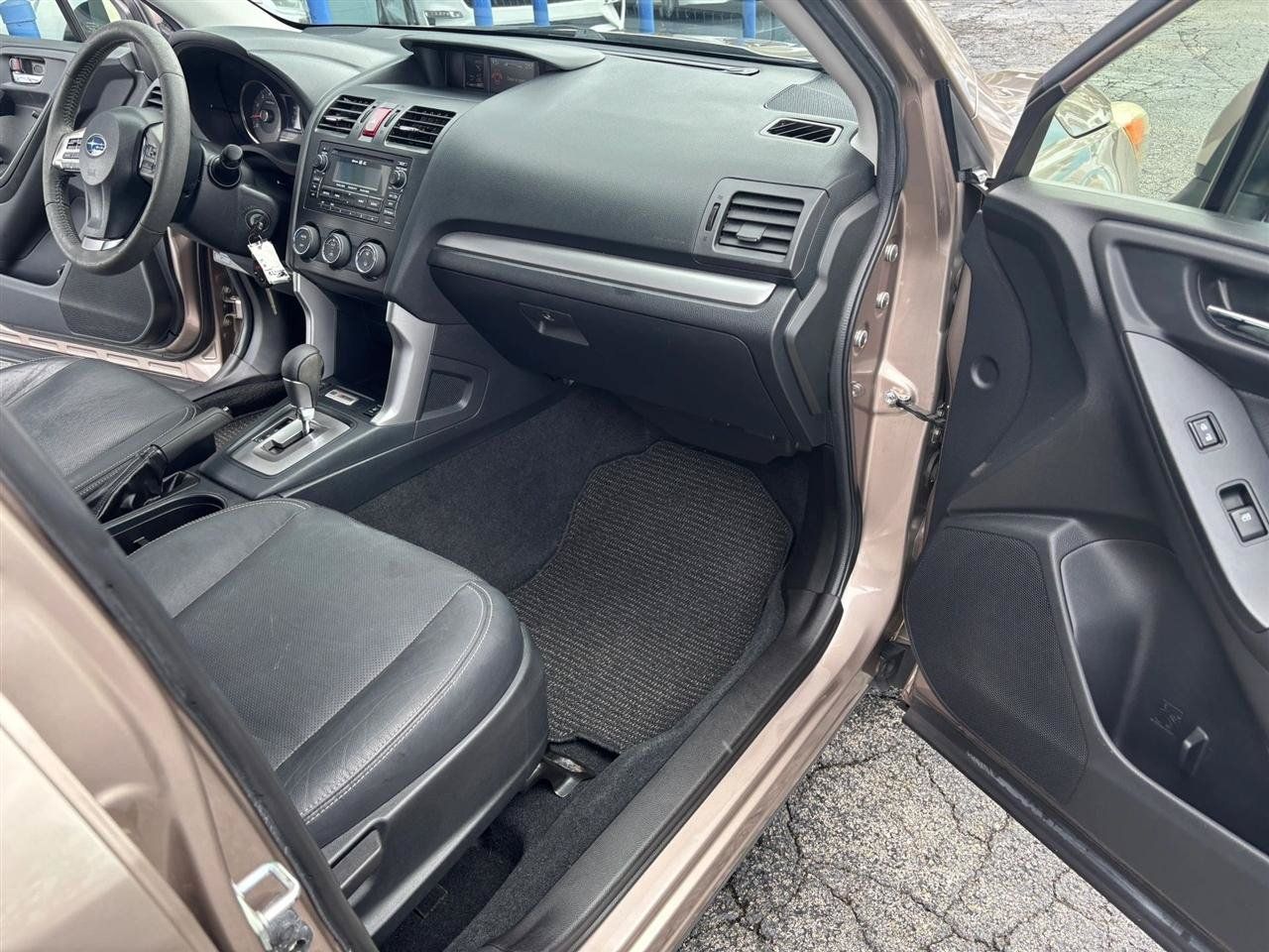 Used 2015 Subaru Forester 2.5i Limited AWD/4WD image 10
