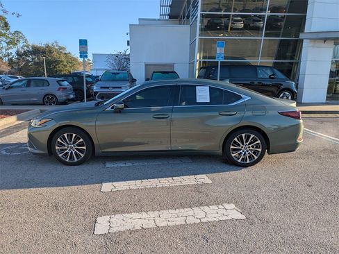 Used 2019 Lexus ES 350 Luxury image 11
