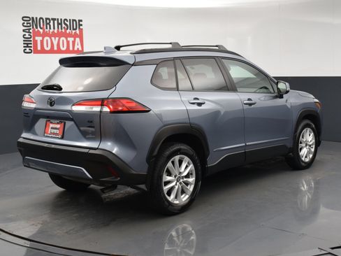 Used 2023 Toyota Corolla Cross LE w/ Moonroof Package AWD/4WD image 4