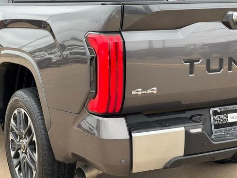 Used 2022 Toyota Tundra Limited AWD/4WD image 7
