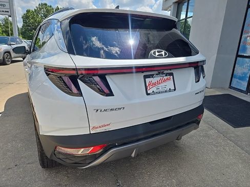 Used 2022 Hyundai Tucson Limited AWD/4WD image 9
