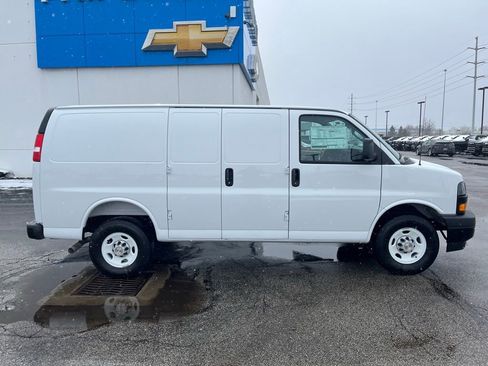 New 2025 Chevrolet Express 2500 w/ Driver Convenience Package RWD image 8