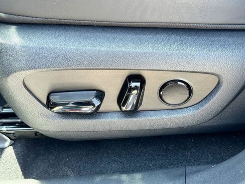 Used 2023 Lexus RX 350 Premium image 21