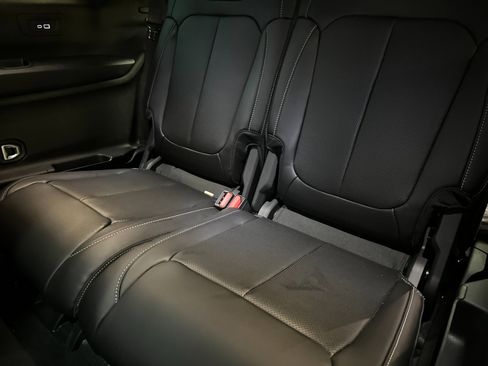 New 2025 Jeep Grand Cherokee L Limited w/ Luxury Tech Group II image 14