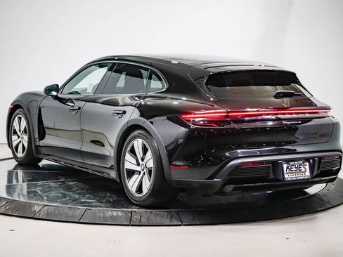 Used 2023 Porsche Taycan 4 Cross Turismo image 2