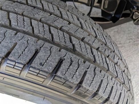 Certified 2023 Ford E-350 and Econoline 350 Super Duty w/ Driver's Safety Package image 26