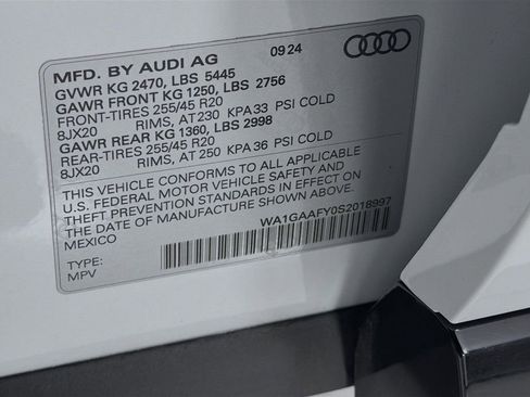 Certified 2025 Audi Q5 2.0T Premium image 32