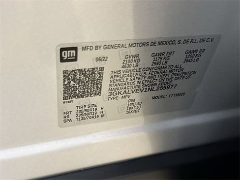 Certified 2022 GMC Terrain SLT w/ Infotainment Package II image 33