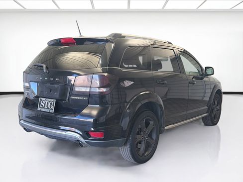 Used 2019 Dodge Journey Crossroad AWD/4WD image 4
