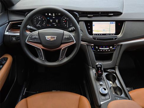 New 2026 Cadillac XT5 Premium Luxury w/ Driver Assist Package image 14