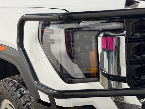 Certified 2024 GMC Sierra 3500 Pro w/ Convenience Package image 27