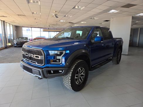Used 2018 Ford F150 Raptor w/ Equipment Group 802A Luxury AWD/4WD image 5