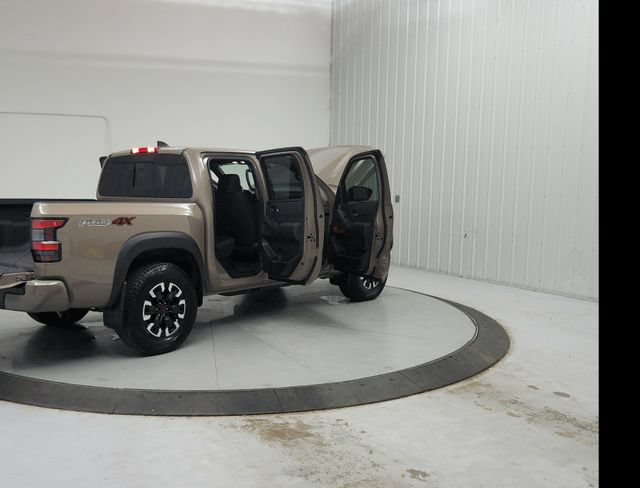 Used 2024 Nissan Frontier PRO-4X w/ Off-Road Protection Package AWD/4WD image 15