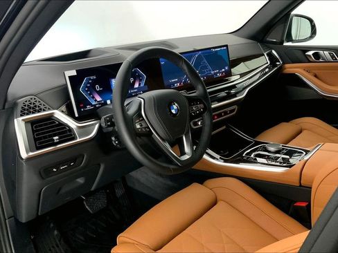 New 2026 BMW X5 xDrive40i w/ Premium Package image 4