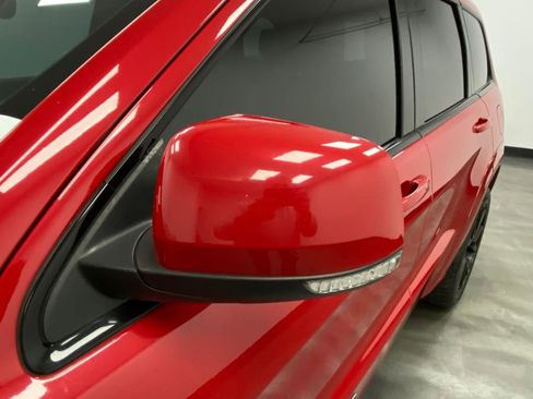 Used 2018 Jeep Grand Cherokee SRT w/ Trailer Tow Group IV image 12