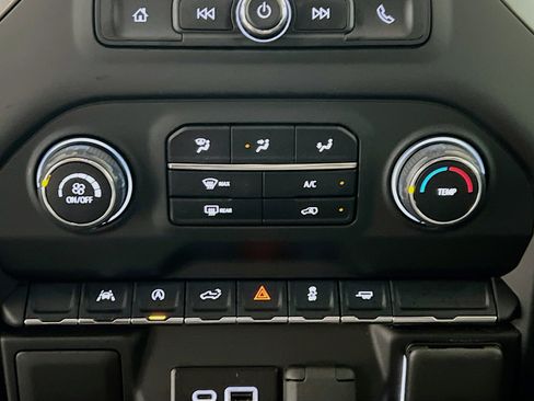 Used 2025 Chevrolet Silverado 1500 Custom RWD image 11