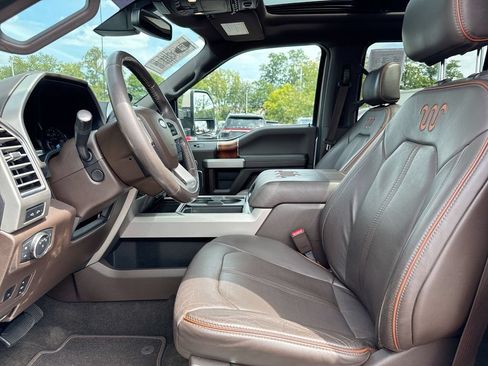 Used 2017 Ford F350 King Ranch w/ King Ranch Ultimate Package AWD/4WD image 21