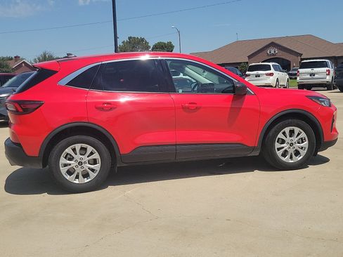 Used 2024 Ford Escape Active FWD image 6