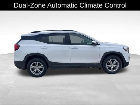 Used 2018 GMC Terrain SLE w/ Driver Convenience Package image 7