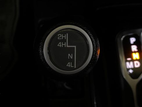 Used 2022 Jeep Wrangler Unlimited Sport image 25