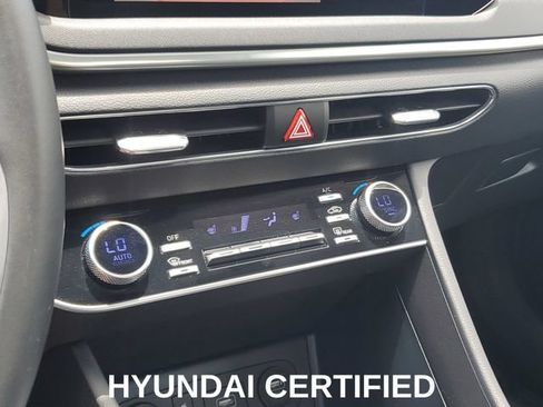 Certified 2023 Hyundai Sonata SEL w/ Convenience Package FWD image 19