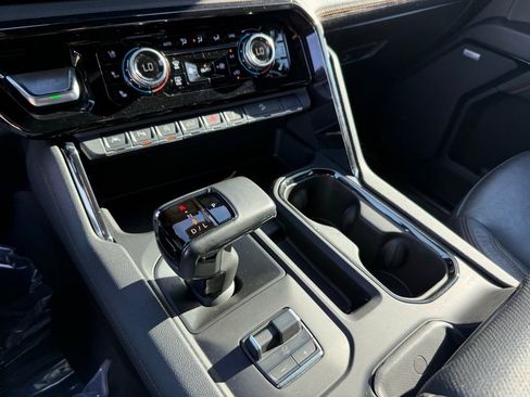 Certified 2024 GMC Sierra 1500 AT4 image 30