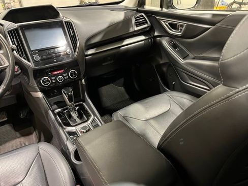 Used 2020 Subaru Forester Limited image 20