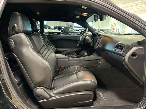 Used 2023 Dodge Challenger SRT Hellcat RWD image 42