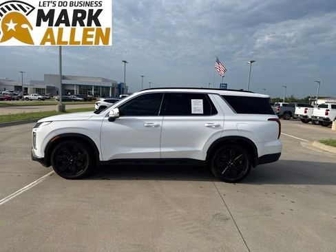 Used 2024 Hyundai Palisade XRT FWD image 3