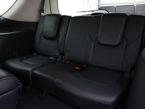 Used 2018 INFINITI QX80 4WD w/ Driver Assistance Package image 36